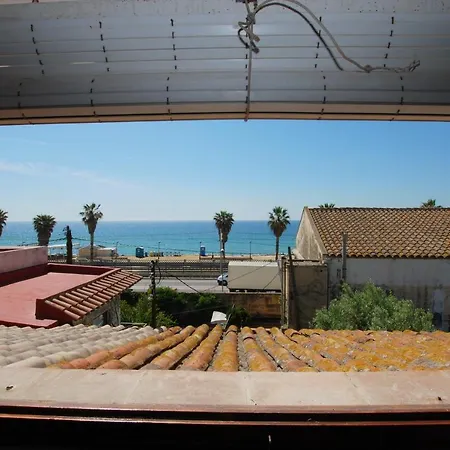 The Painter's Holiday home